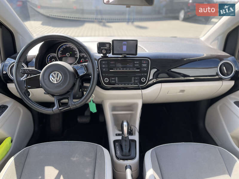 Хэтчбек Volkswagen e-Up 2014 в Луцке