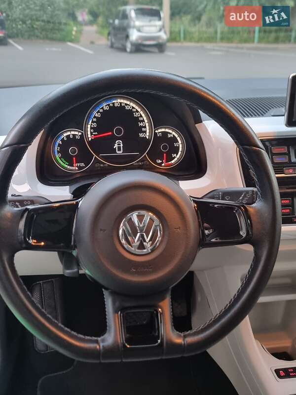 Хетчбек Volkswagen e-Up 2013 в Житомирі