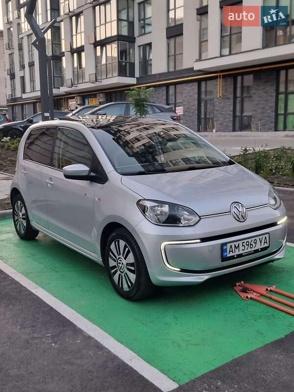 Хетчбек Volkswagen e-Up 2013 в Житомирі