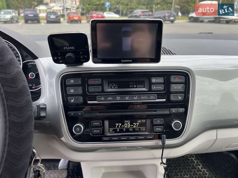 Хетчбек Volkswagen e-Up 2013 в Луцьку