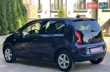 Хэтчбек Volkswagen e-Up 2015 в 