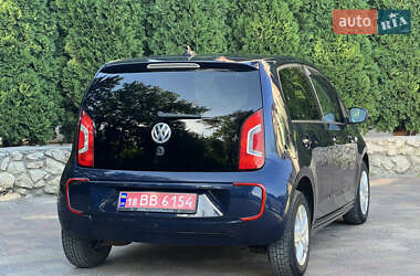 Хэтчбек Volkswagen e-Up 2015 в 
