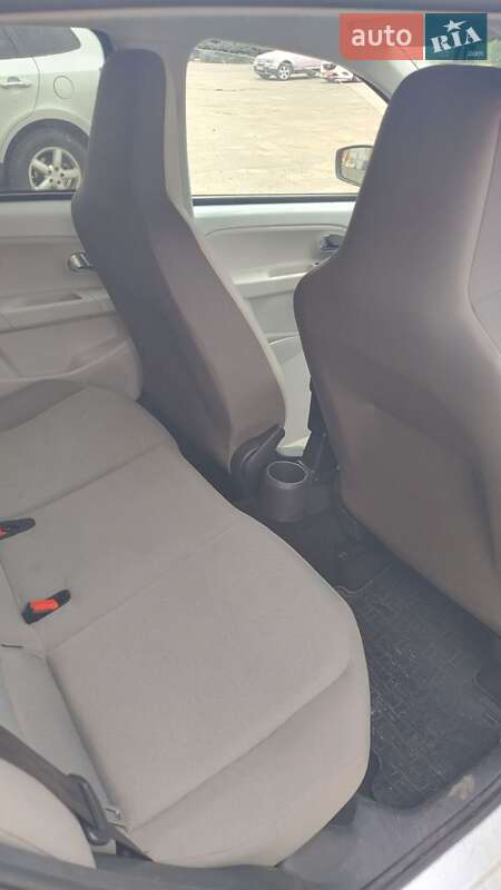 Хетчбек Volkswagen e-Up 2014 в Луцьку