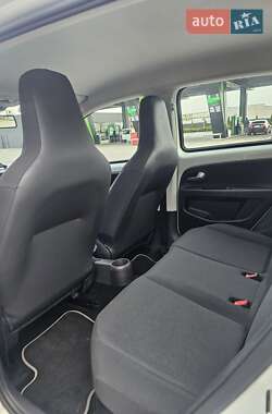 Хэтчбек Volkswagen e-Up 2020 в 