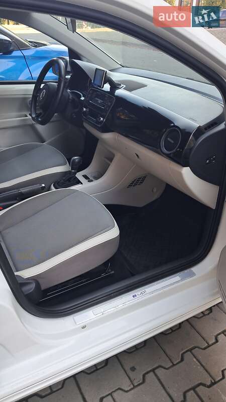 Хэтчбек Volkswagen e-Up 2014 в Луцке фото 10 Хэтчбек Volkswagen e-Up 2014 в Луцке