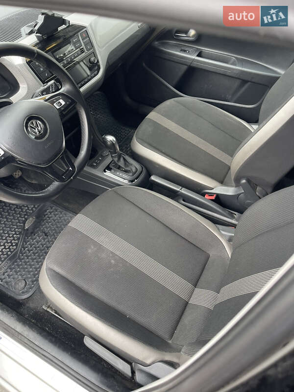 Хэтчбек Volkswagen e-Up 2017 в Луцке