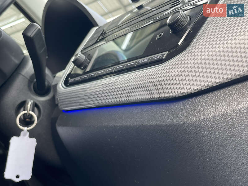 Хэтчбек Volkswagen e-Up 2018 в Львове
