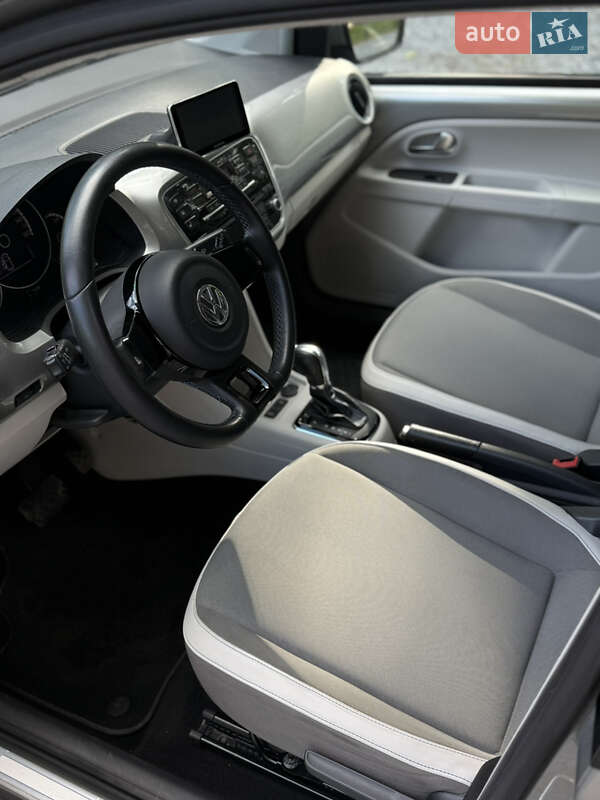 Хэтчбек Volkswagen e-Up 2014 в Бродах