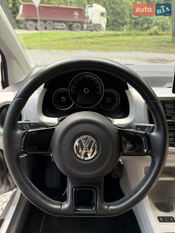 Хэтчбек Volkswagen e-Up 2014 в Бродах