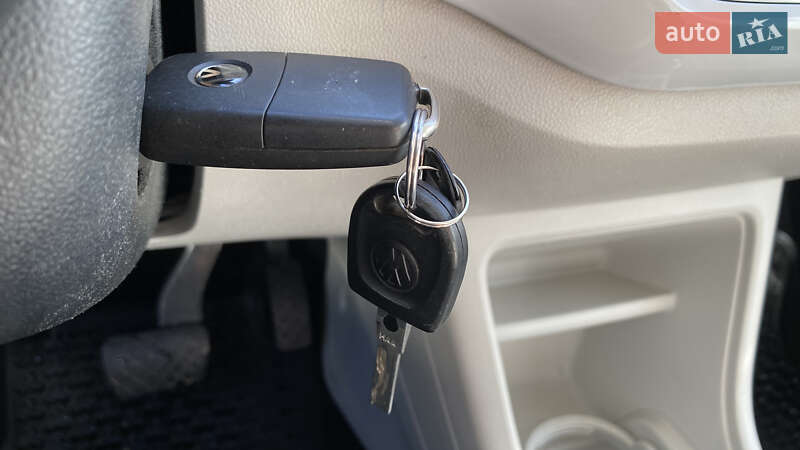 Хэтчбек Volkswagen e-Up 2015 в Луцке фото 36 Хэтчбек Volkswagen e-Up 2015 в Луцке