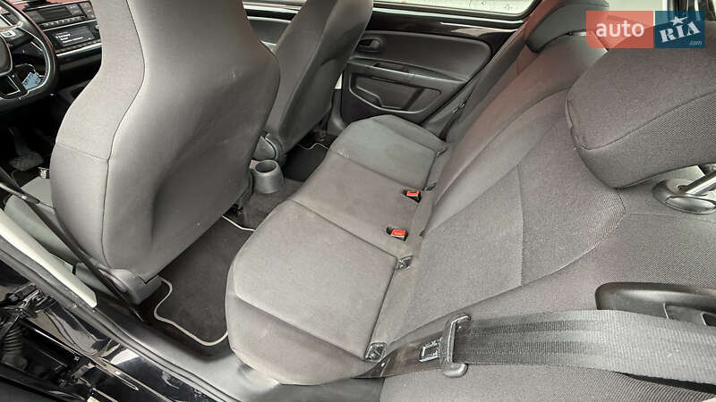 Хетчбек Volkswagen e-Up 2021 в Києві