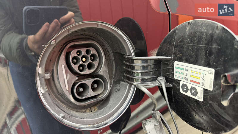 Хетчбек Volkswagen e-Up 2021 в Києві