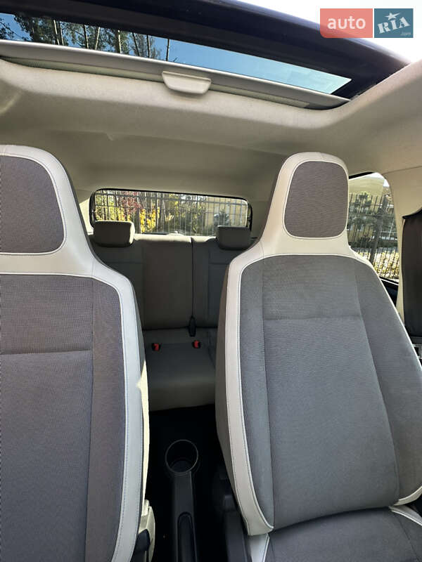 Хэтчбек Volkswagen e-Up 2014 в Житомире фото 14 Хэтчбек Volkswagen e-Up 2014 в Житомире