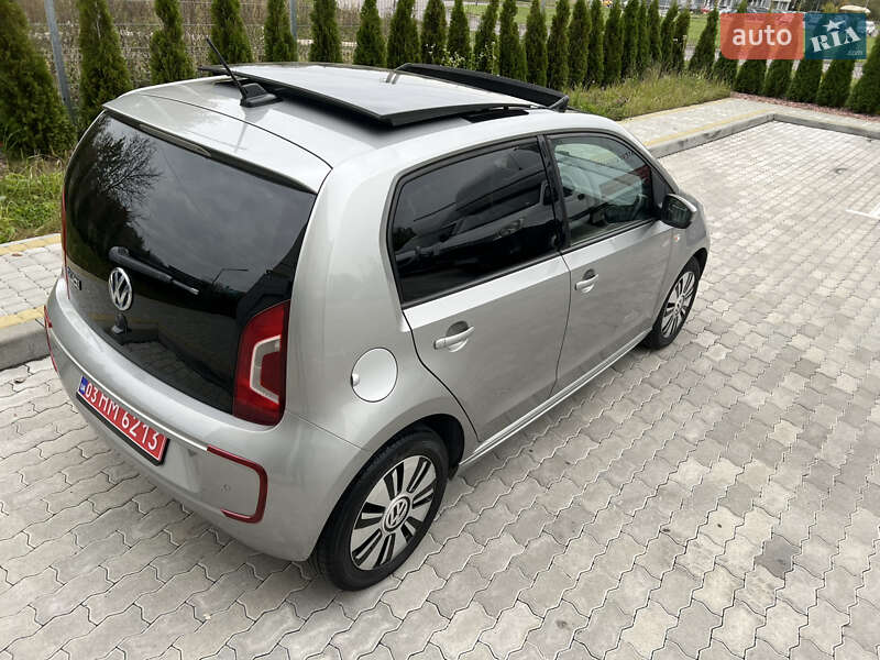Хэтчбек Volkswagen e-Up 2014 в Львове