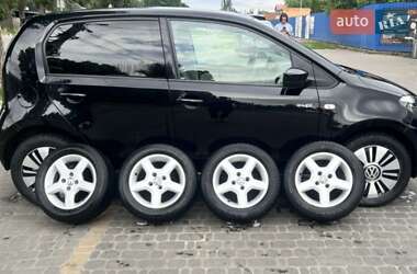 Хетчбек Volkswagen e-Up 2014 в Кривому Розі