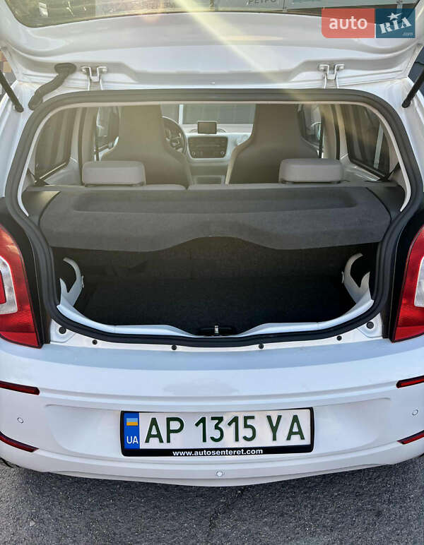 Хэтчбек Volkswagen e-Up 2013 в Кривом Роге фото 11 Хэтчбек Volkswagen e-Up 2013 в Кривом Роге