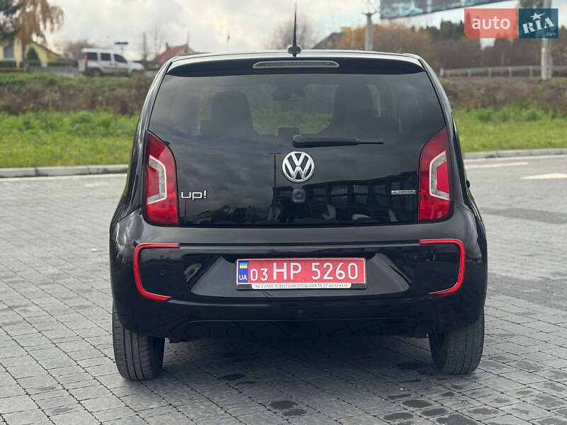 Хетчбек Volkswagen e-Up 2015 в Львові