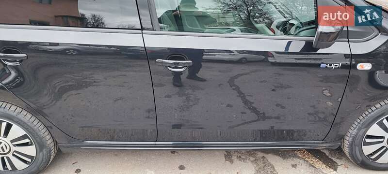 Хэтчбек Volkswagen e-Up 2015 в Каменец-Подольском