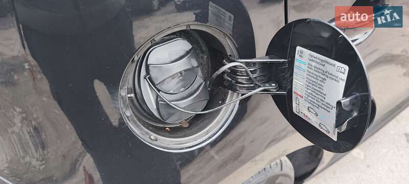 Хэтчбек Volkswagen e-Up 2015 в Каменец-Подольском