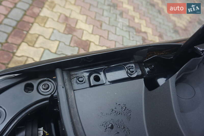 Хэтчбек Volkswagen e-Up 2014 в Самборе