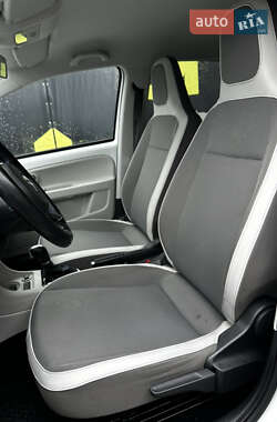 Хэтчбек Volkswagen e-Up 2013 в Львове