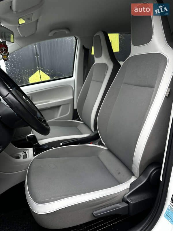 Хэтчбек Volkswagen e-Up 2013 в Львове фото 6 Хэтчбек Volkswagen e-Up 2013 в Львове