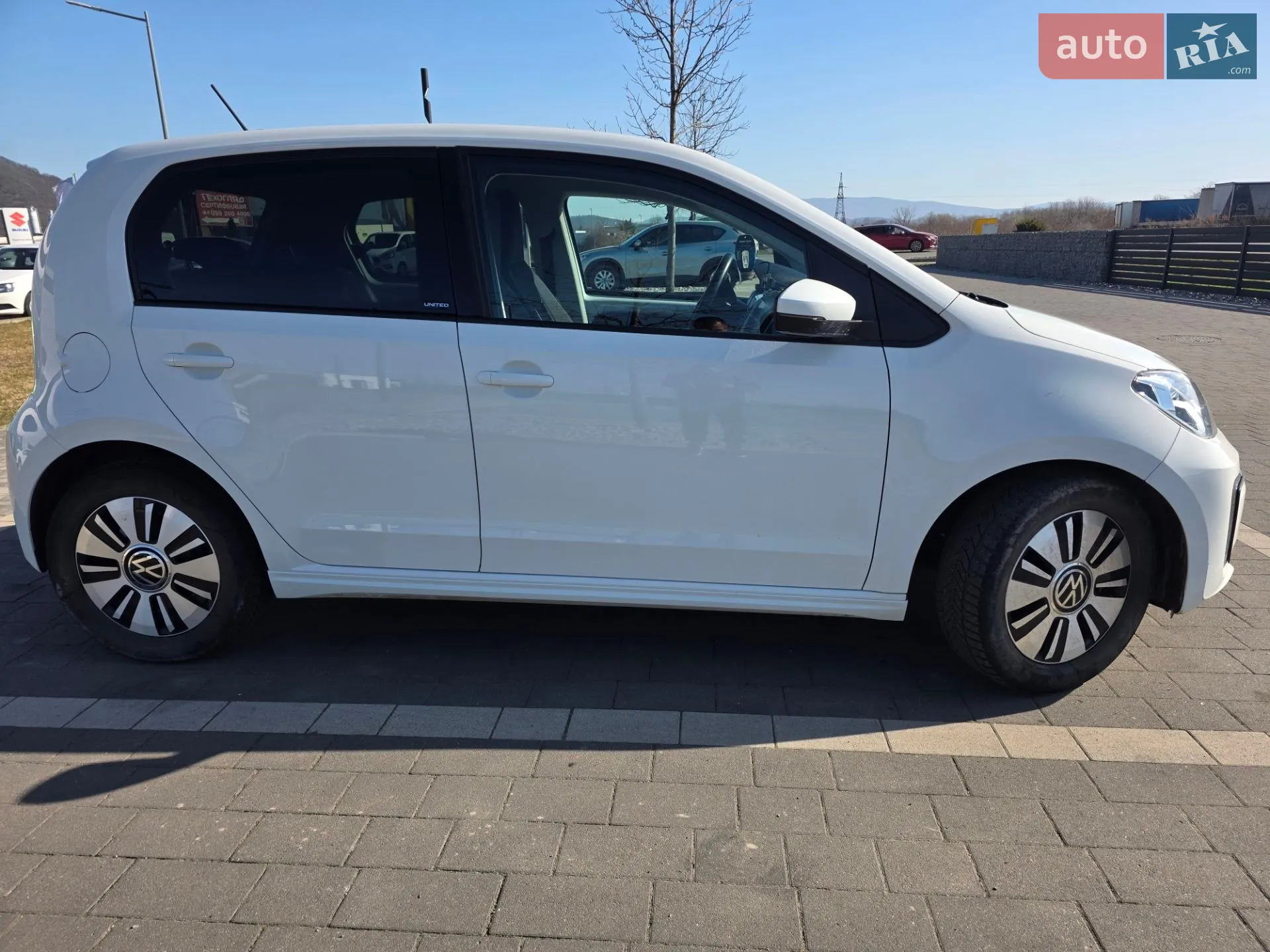 2020 Volkswagen up! - мініатюра 3