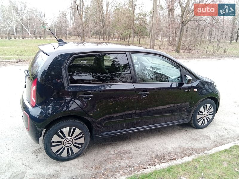 Хэтчбек Volkswagen e-Up 2014 в Горишних Плавнях