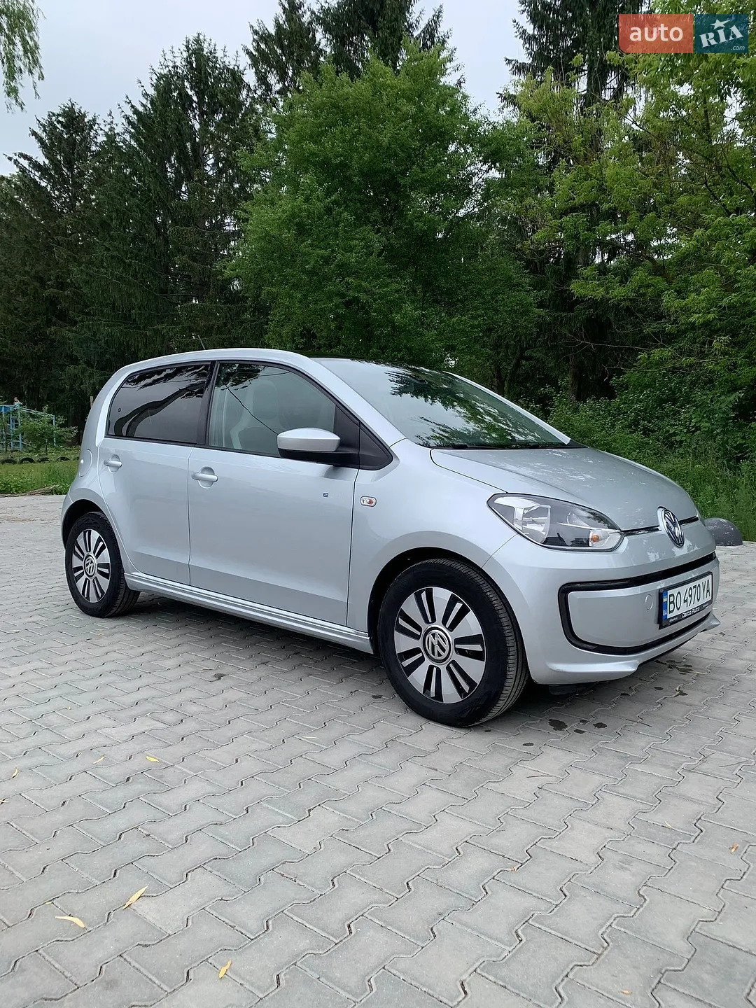 Volkswagen e-Up 2013
