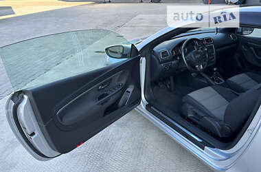 Кабриолет Volkswagen Eos 2010 в 