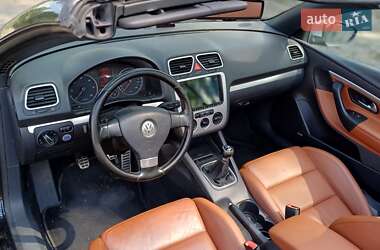 Кабриолет Volkswagen Eos 2006 в 