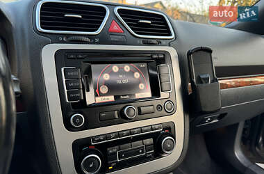 Кабриолет Volkswagen Eos 2011 в 