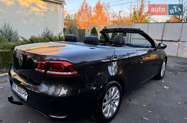 Кабриолет Volkswagen Eos 2011 в 