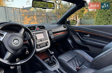 Кабриолет Volkswagen Eos 2011 в 