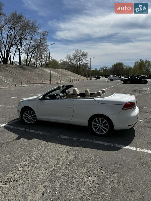 Кабріолет Volkswagen Eos 2011 в Києві