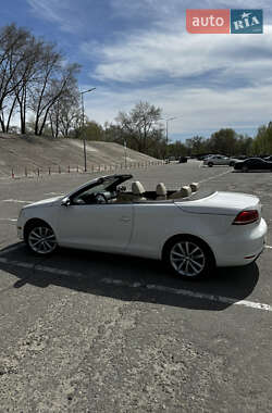 Кабриолет Volkswagen Eos 2011 в 