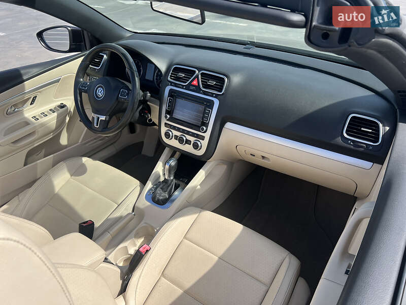 Кабриолет Volkswagen Eos 2013 в Киеве