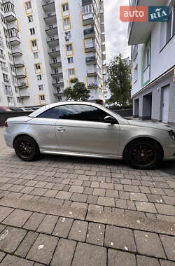 Кабріолет Volkswagen Eos 2012 в 