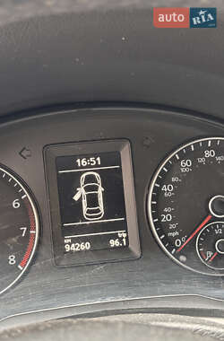 Кабріолет Volkswagen Eos 2012 в 