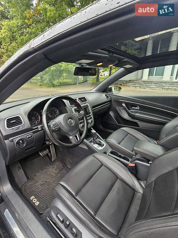 Кабриолет Volkswagen Eos 2012 в Киеве