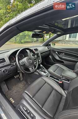 Кабриолет Volkswagen Eos 2012 в 