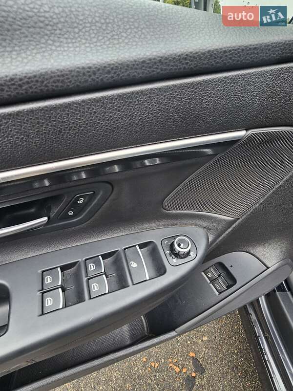 Кабриолет Volkswagen Eos 2012 в Киеве