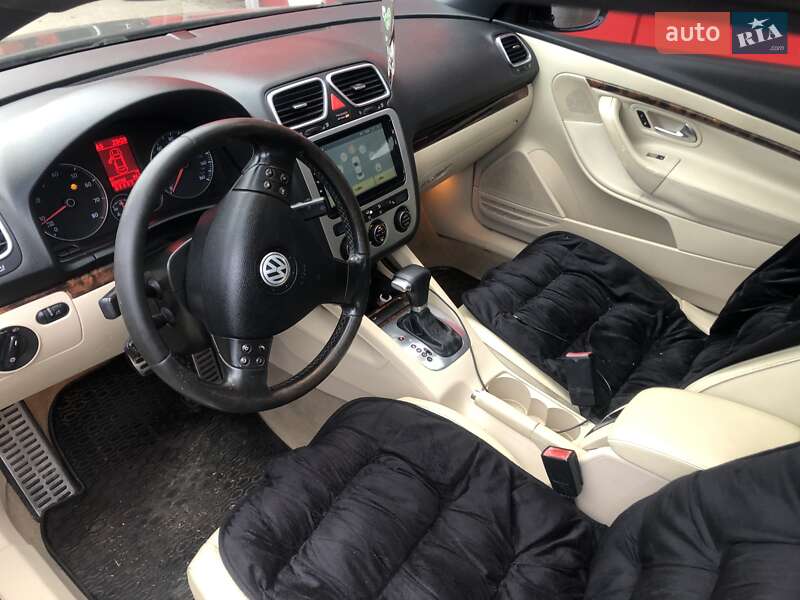 Кабриолет Volkswagen Eos 2006 в Калуше