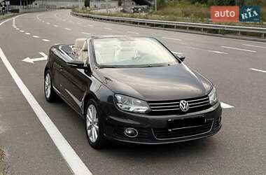 Кабриолет Volkswagen Eos 2012 в Киеве