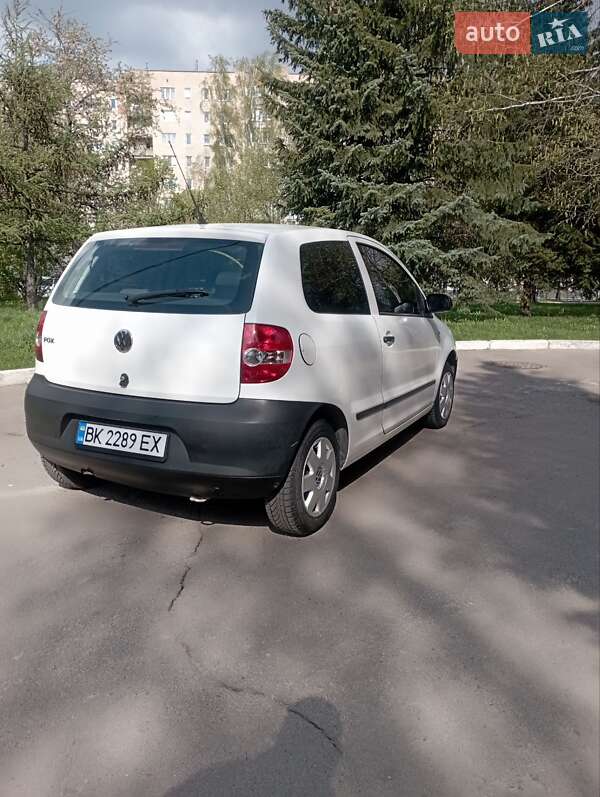 Хэтчбек Volkswagen Fox 2010 в Ровно
