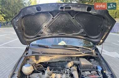 Хетчбек Volkswagen Fox 2009 в 