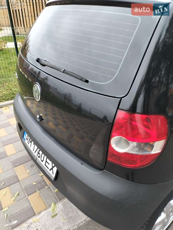 Хэтчбек Volkswagen Fox 2007 в Овруче