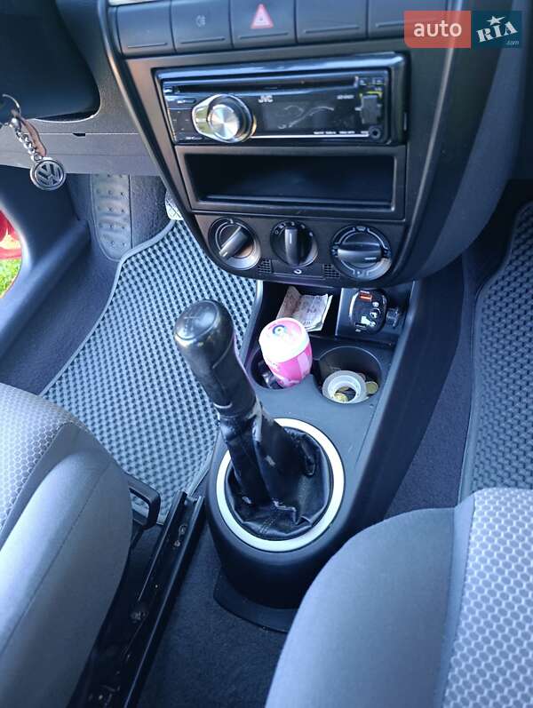 Хетчбек Volkswagen Fox 2006 в Луцьку