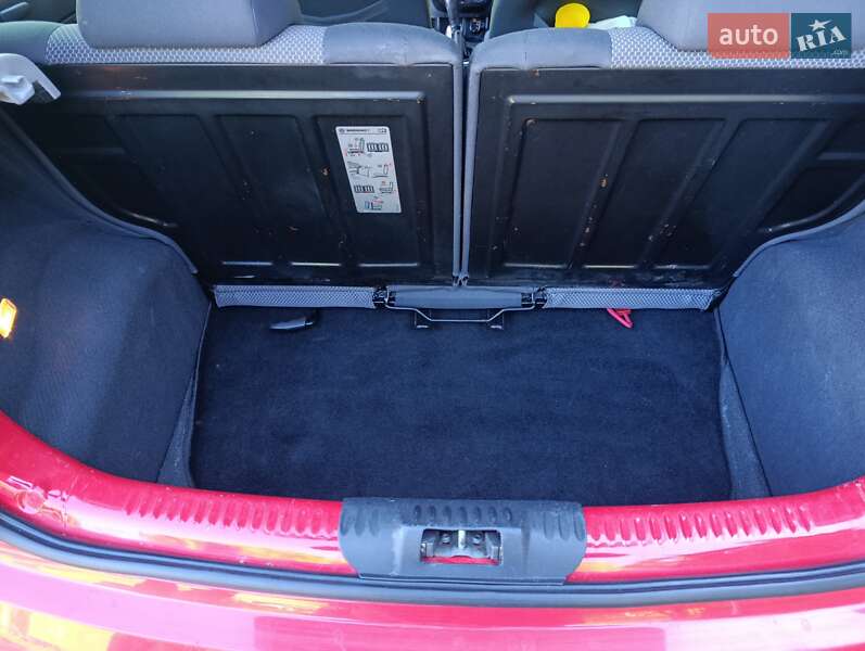 Хетчбек Volkswagen Fox 2006 в Луцьку