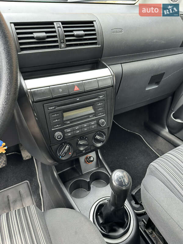 Хэтчбек Volkswagen Fox 2007 в Борисполе